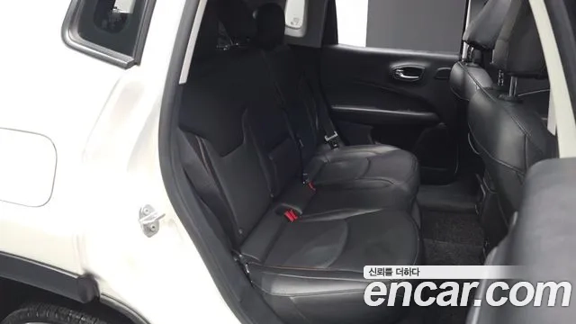 Jeep Compass 2nd Generation 2019 Белый из Кореи, фото 2