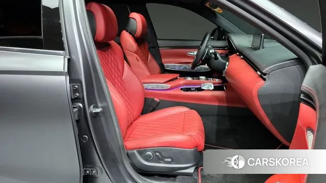 Genesis GV70 2022 Серый из Кореи, фото 2