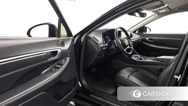 Hyundai Sonata (DN8) 2021 Черный из Кореи, фото 2