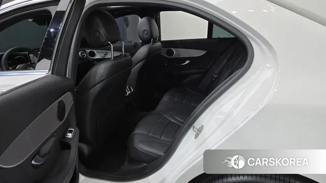 Mercedes-Benz C-Class W205 2020 Белый из Кореи, фото 2