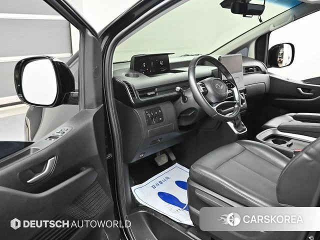 Hyundai Staria 2022 Черный из Кореи, фото 2