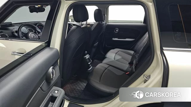 Mini Cooper S Clubman 2021 Жемчужный цвет из Кореи, фото 2