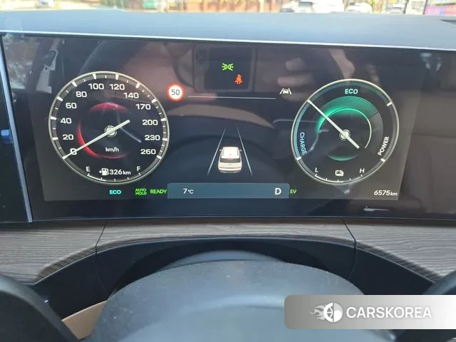 Hyundai Santa Fe (MX5) 2024 Белый из Кореи, фото 2