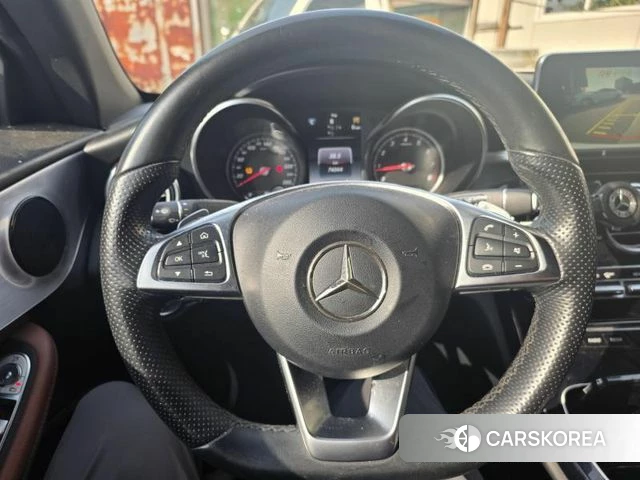 Mercedes-Benz C-Class W205 2018 Белый из Кореи, фото 2