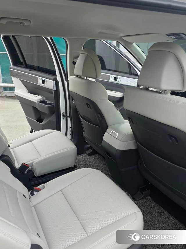 Hyundai Santa Fe (MX5) 2024 Белый из Кореи, фото 2