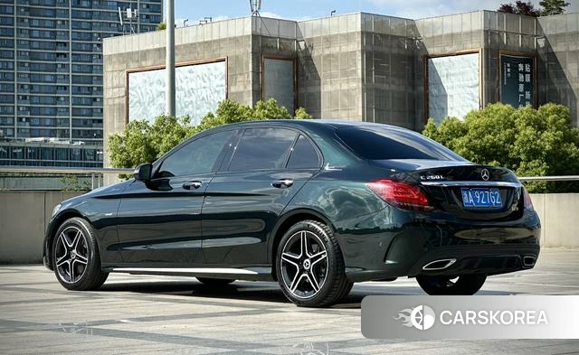 Mercedes-Benz Class C 2021 Зеленый из Китая, фото 2