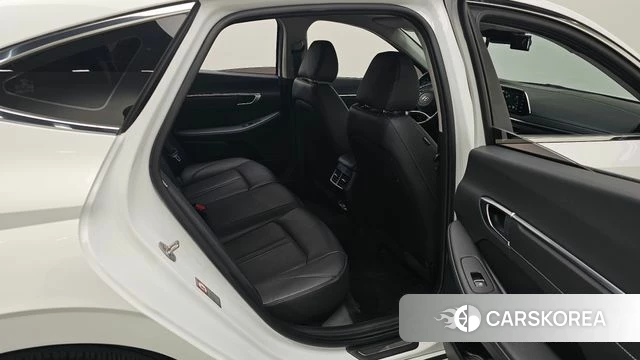 Hyundai Sonata (DN8) 2022 Белый из Кореи, фото 2