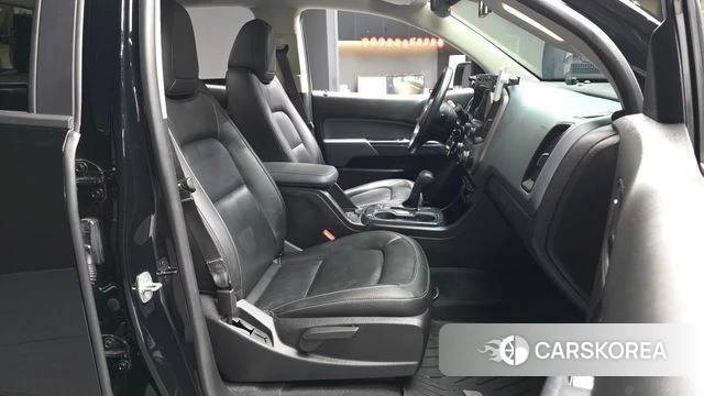 Chevrolet (GM Daewoo) Real New Colorado 2021 Черный из Кореи, фото 2