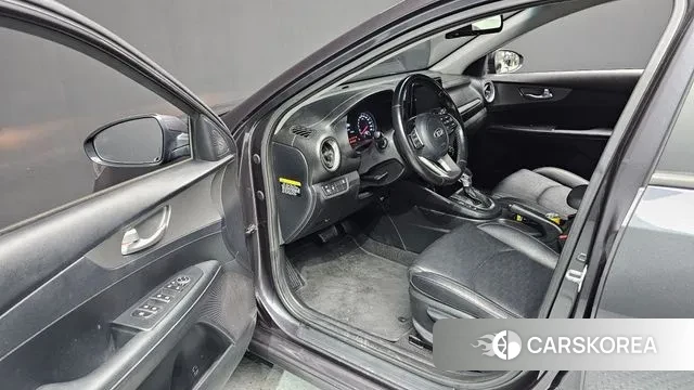 Kia Come New K3 2018 Серый из Кореи, фото 2