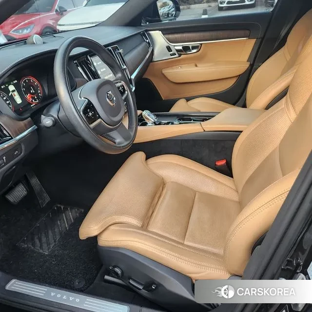 Volvo S90 2021 Черный из Кореи, фото 2