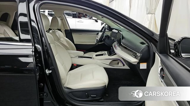 Hyundai The New Grandeur IG Hybrid 2022 Черный из Кореи, фото 2