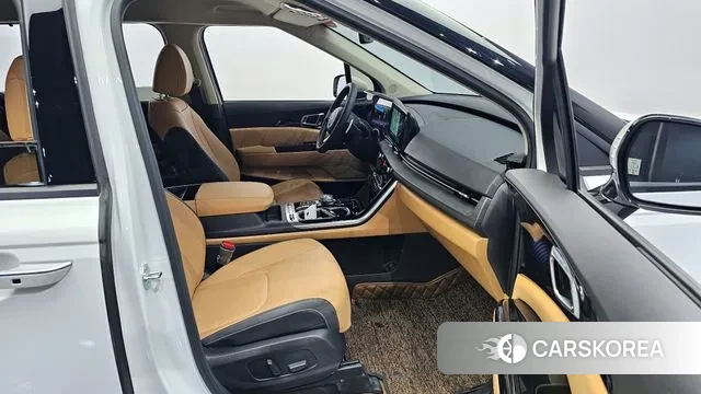 Kia Carnival 4th generation 2023 Белый из Кореи, фото 2