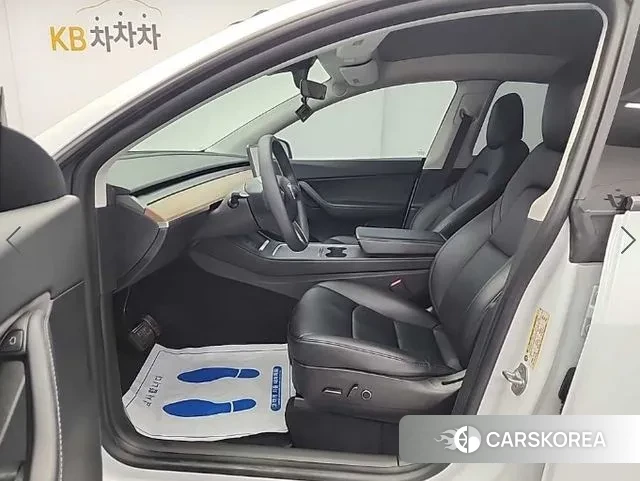 Tesla Model Y 2021 Белый из Кореи, фото 2