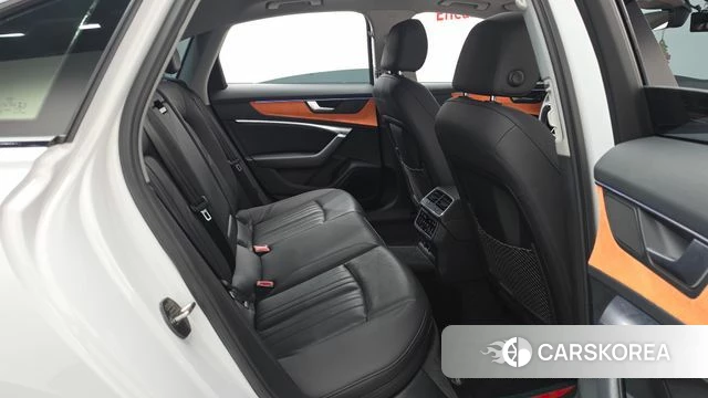 Audi A6 (C8) 2020 Белый из Кореи, фото 2