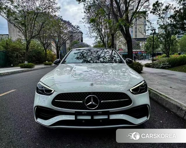 Mercedes-Benz Class C 2023 Белый из Китая, фото 2