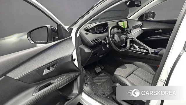 Peugeot 3008 second generation 2019 Белый из Кореи, фото 2