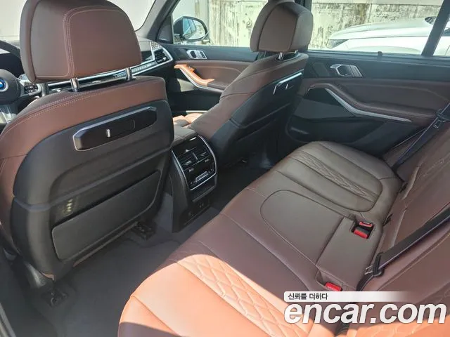 BMW X5 (G05) 2023 Белый из Кореи, фото 2