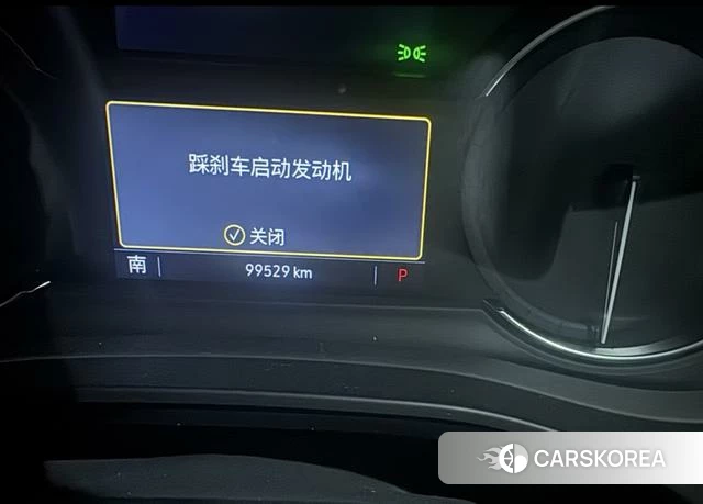 Cadillac XT6 2023 Черный из Китая, фото 2