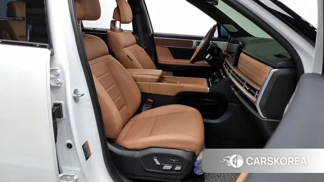 Hyundai Santa Fe (MX5) 2024 Белый из Кореи, фото 2