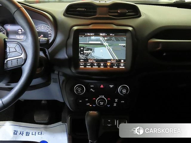 Jeep Renegade 2022 Белый из Кореи, фото 2