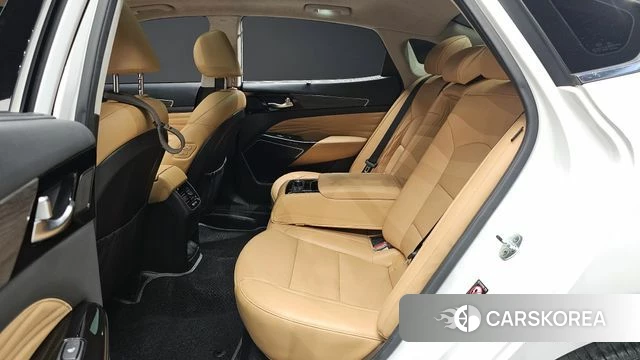 Kia K7 Premier Hybrid 2021 Белый из Кореи, фото 2