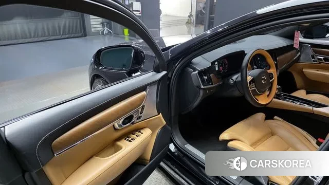 Volvo S90 2018 Черный из Кореи, фото 2