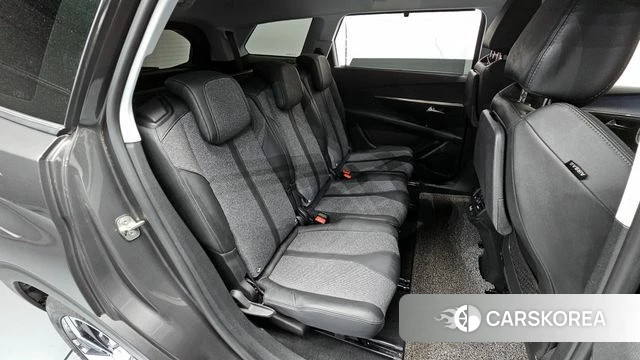 Peugeot 5008 second generation 2019 Серый из Кореи, фото 2