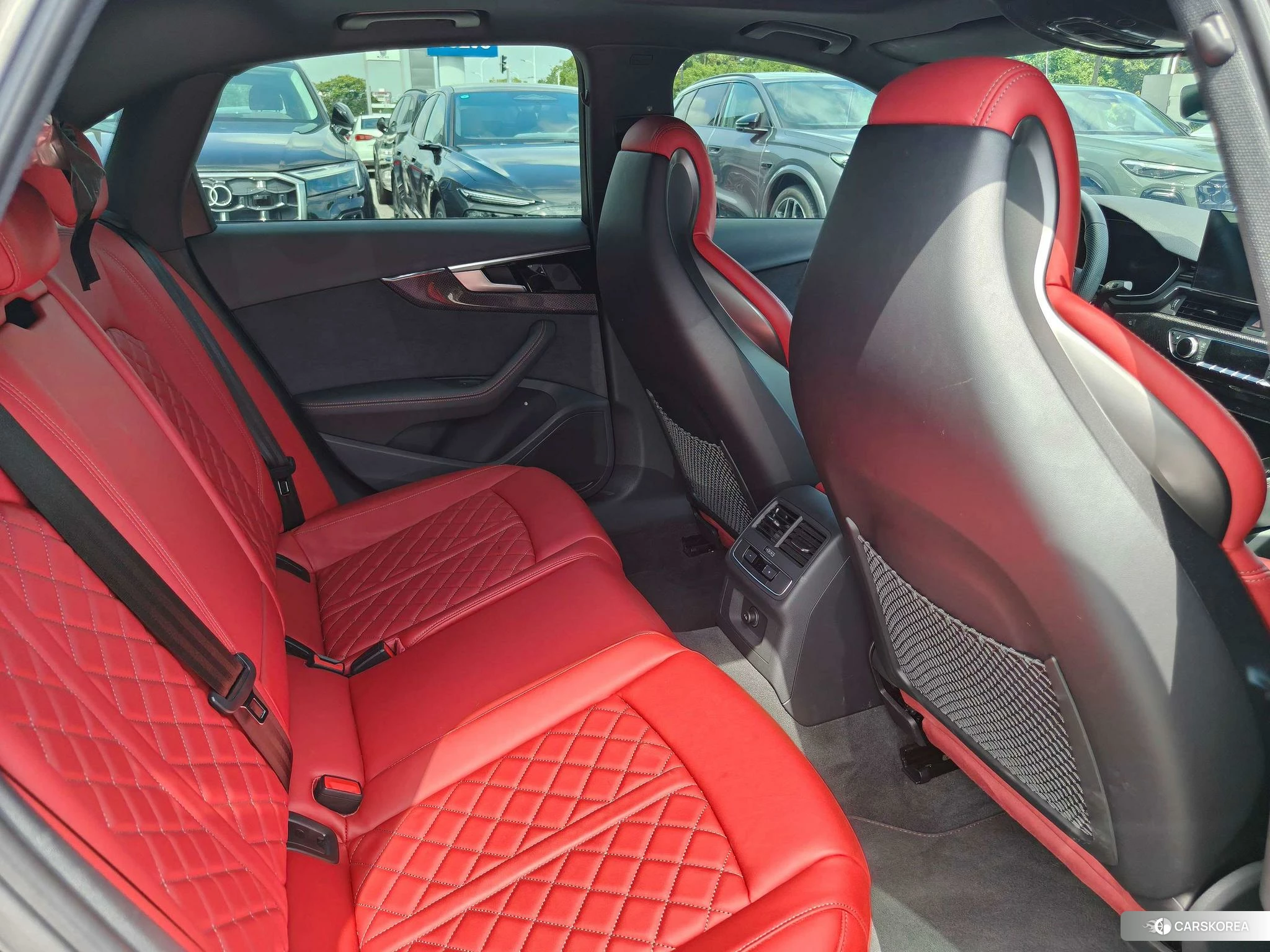 Audi S4 2021 Черный из Китая, фото 2