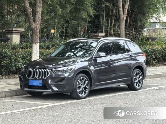 BMW X1 2022 Темно-серый из Китая, фото 2