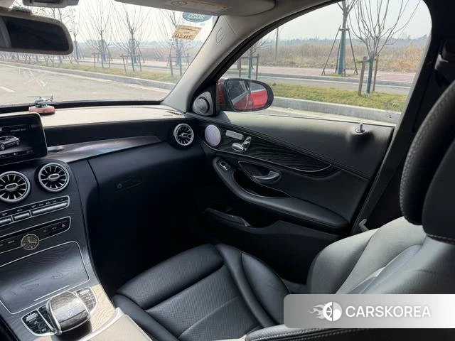 Mercedes-Benz Class C id 4212455 из Китая 2