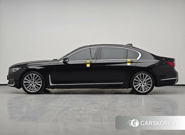 BMW 7 series 2021 Черный из Китая, фото 2