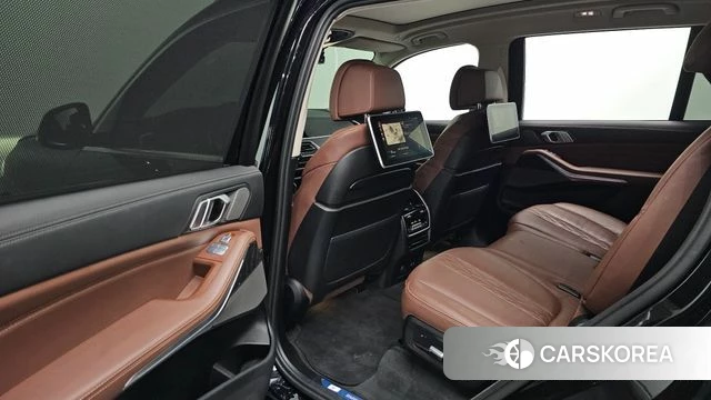 BMW X7 (G07) 2021 Черный из Кореи, фото 2