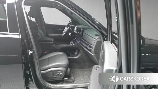 Hyundai Santa Fe (MX5) 2024 Черный из Кореи, фото 2