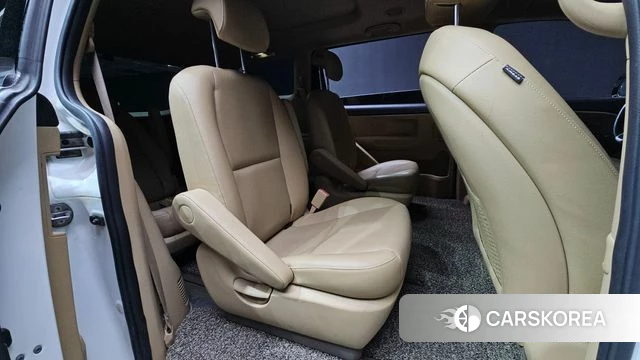 Kia The New Carnival 2018 Белый из Кореи, фото 2