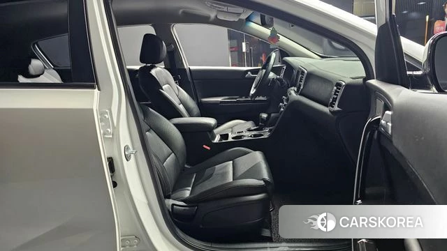 Kia Sportage 4th Generation 2018 Белый из Кореи, фото 2