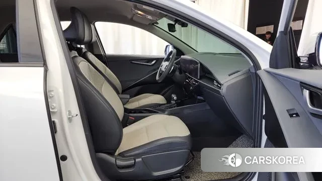 Kia Di Ol Nu Niro 2022 Белый из Кореи, фото 2