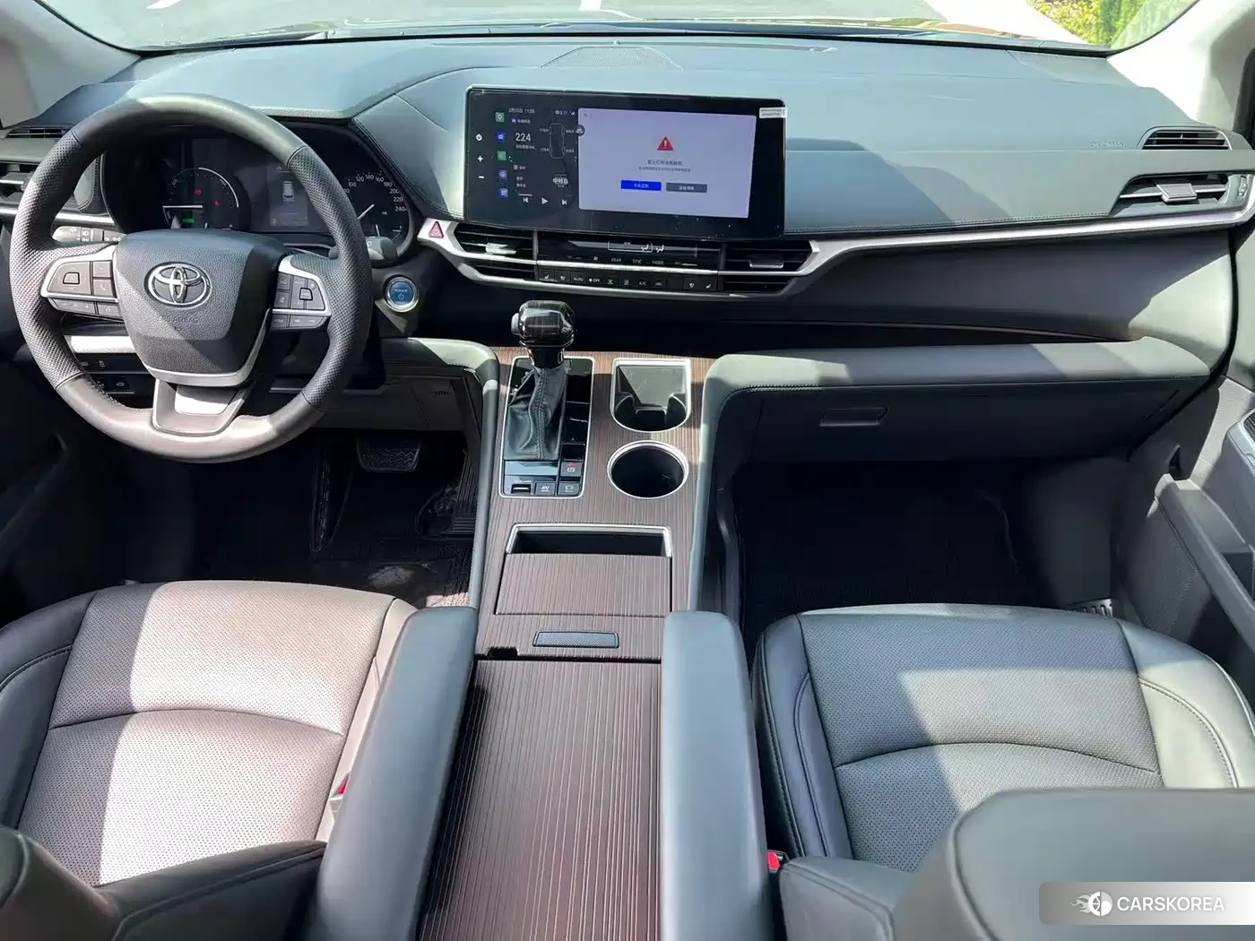 Toyota Sienna 2024 Черный из Китая, фото 2