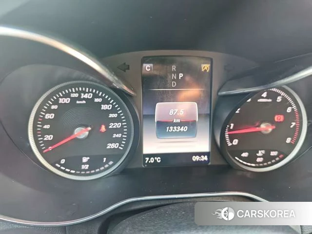 Mercedes-Benz Class C 2018 Белый из Китая, фото 2