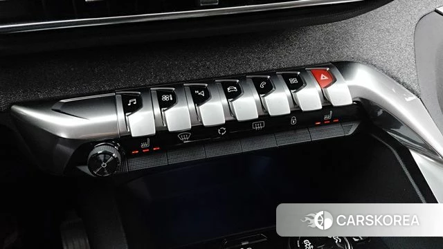 Peugeot 5008 second generation 2018 Серый из Кореи, фото 2