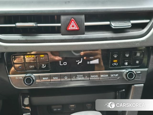 Kia The New Seltos 2023 Белый из Кореи, фото 2