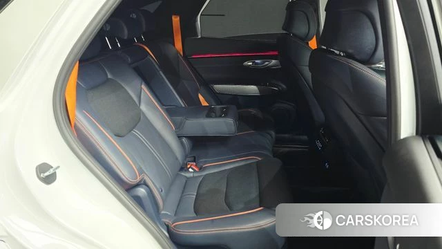 Genesis GV70 2024 Белый из Кореи, фото 2