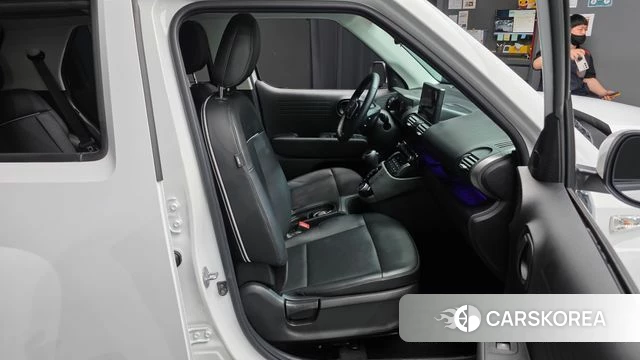 Hyundai Casper 2022 Белый из Кореи, фото 2