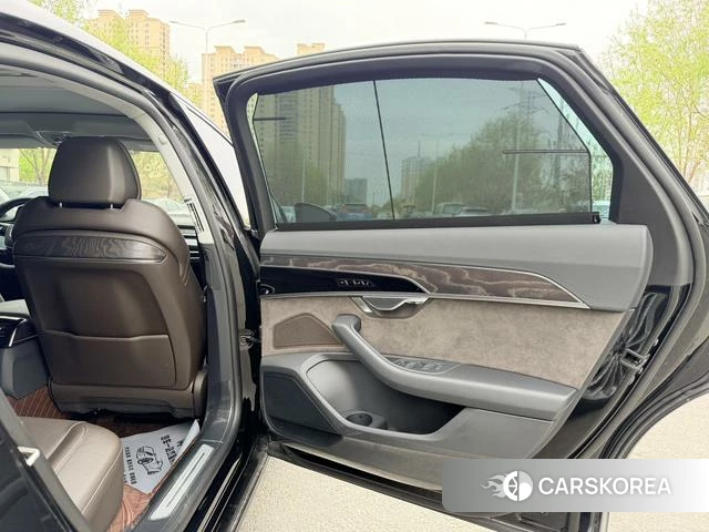 Audi A8 2021 Черный из Китая, фото 2