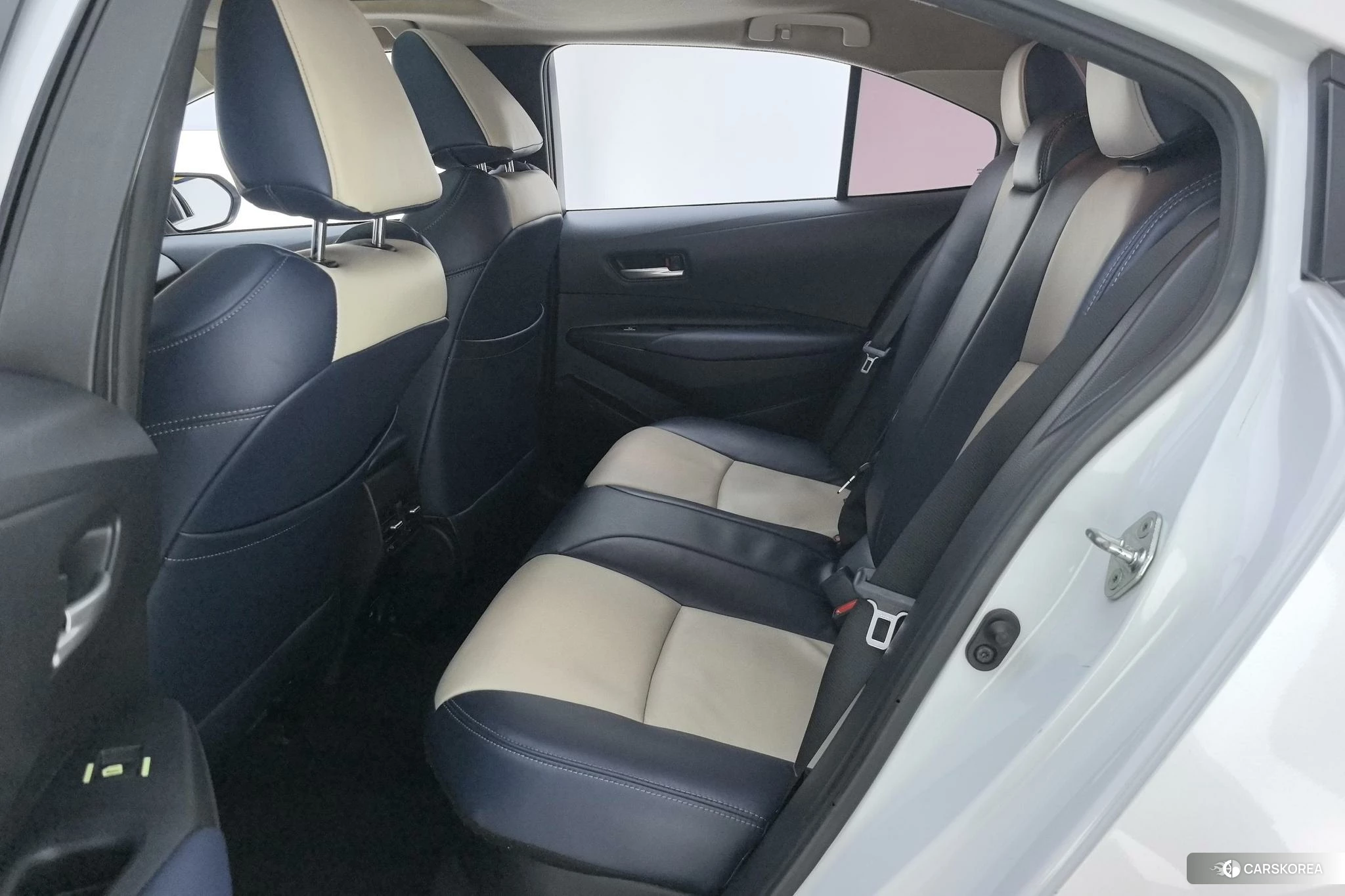 Toyota Corolla 2020 Белый из Китая, фото 2