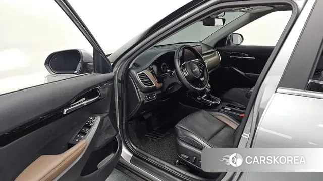 Kia Seltos 2022 Серый из Кореи, фото 2