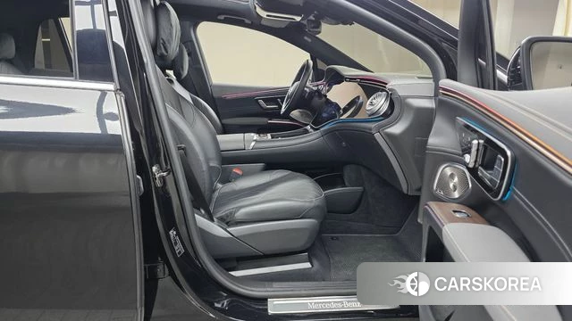 Mercedes-Benz EQS SUV X296 2023 Черный из Кореи, фото 2