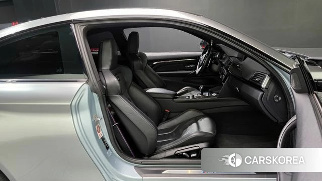 BMW M4 (F82) 2018 Серебряный из Кореи, фото 2