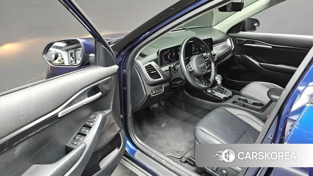 Kia The New Seltos 2023 Синий из Кореи, фото 2