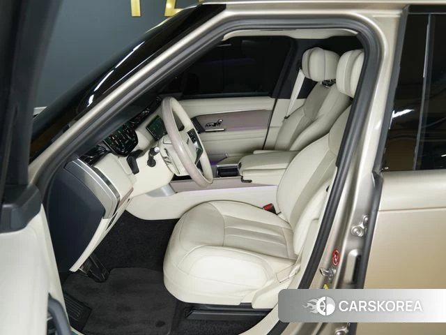 Land Rover Range Rover 5th Generation 2024 Золотой из Кореи, фото 2