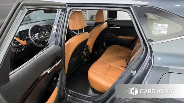 Kia The New Seltos 2023 Серый из Кореи, фото 2